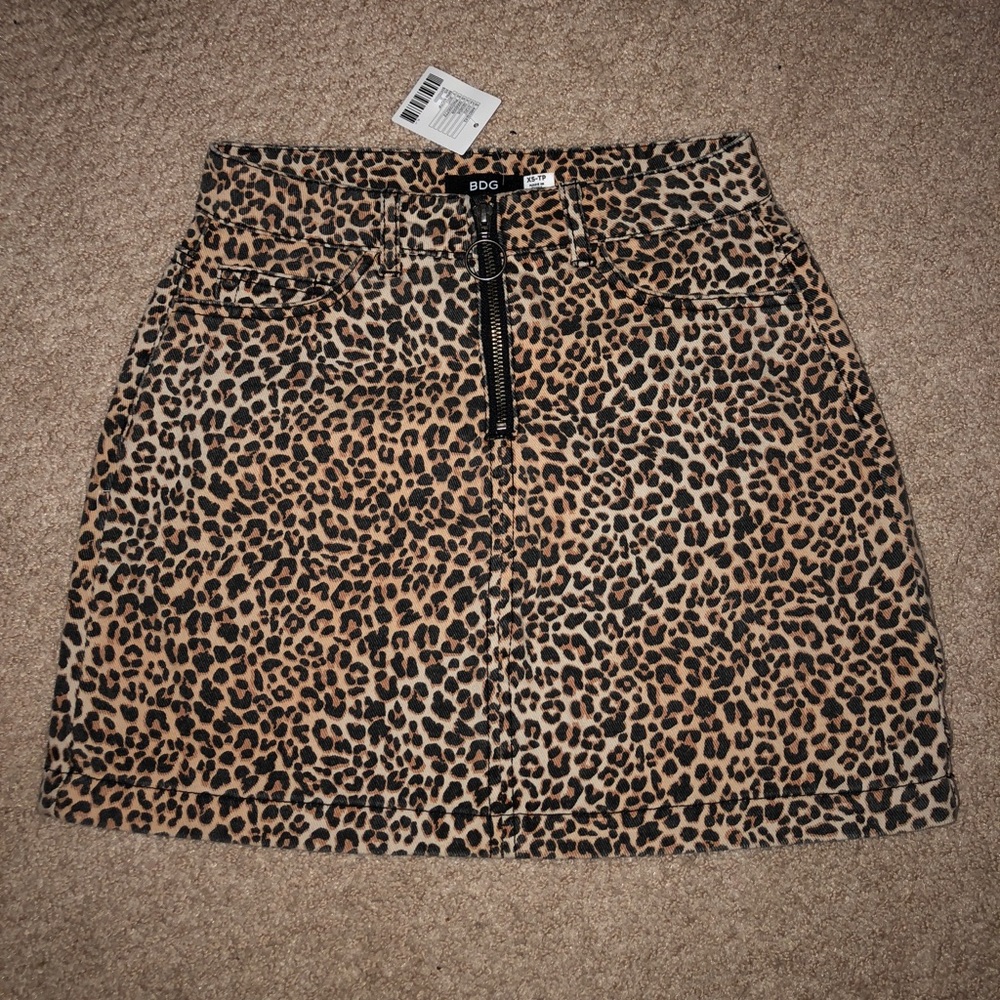 NEVER WORN URBAN OUTFITTERS BDG DENIM SKIRT